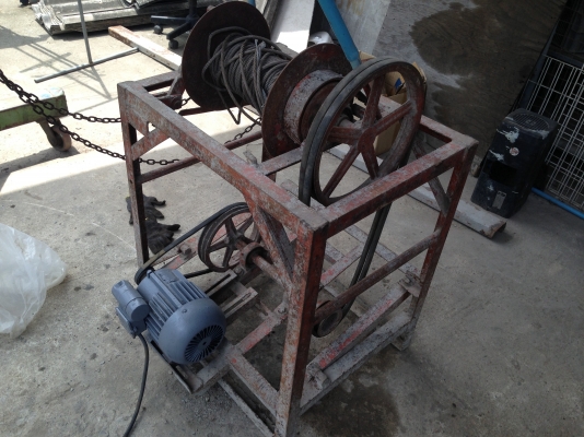 ขายลิฟ ยกของในงานก่อสร้าง อุปกรณ์พร้อมใช้งาน ขายตามสภาพครับ ขายลิฟ ยกของในงานก่อสร้าง อุปกรณ์พร้อมใช้งาน ขายตามสภาพครับ