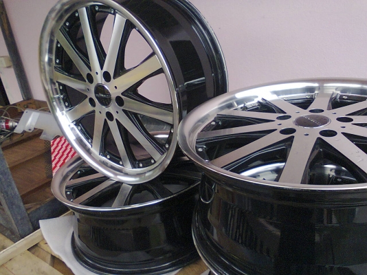 ขายแม็กขอบ 18 VIP 5/114 ขายแม็กขอบ 18 VIP 5/114