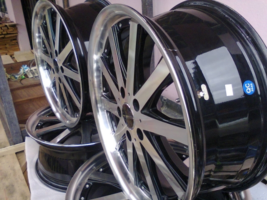 ขายแม็กขอบ 18 VIP 5/114 ขายแม็กขอบ 18 VIP 5/114