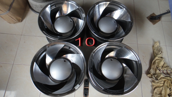 ขายล้อแม็กออฟลึกยีห้อSPEEDYขอบ 15" 6 รู PCD 139.7 กว้าง 8.5 " offset-34 ขาย 12000