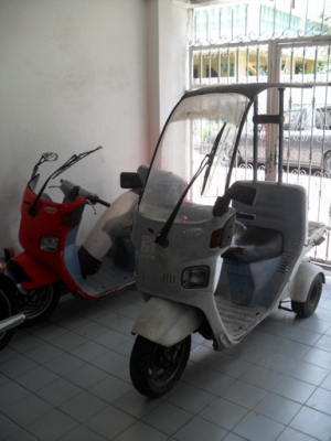 ขายHONDA CANOPY 3ล้อ แพคคู่ 2คัน 19000 บาท