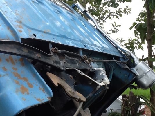 NKR58LU5 M  เครื่อง4BE1 110HP ปี36  เครื่องดีแคชชีสวยจัด ยางใหม่4เส้นขายที่335000 ครับรับรถไปใช้งาเลยครับ