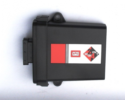 กล่อง ECUแก๊สหัวฉีด  BRC , วาล์วหัวเติมแก๊ส , และหม้อต้ม      ตามนั้น...