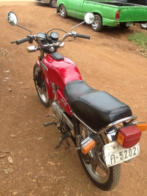 ขายรถ Honda SS1 125cc. เดิมๆ  สภาพพร้อมใช้งาน มีทะเบียนพร้อมโอน