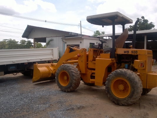 ขายถูกๆครับรถตัก  1 คิว มิซูบิชิ WS 500  เอวอ่อน 4x4    หลวงหล้า อิฐบล๊อก สุโขทัยมารับรถแล้ว ขอบคุณในความไว้วางใจครับ