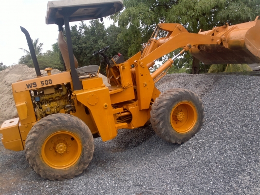 ขายถูกๆครับรถตัก  1 คิว มิซูบิชิ WS 500  เอวอ่อน 4x4    หลวงหล้า อิฐบล๊อก สุโขทัยมารับรถแล้ว ขอบคุณในความไว้วางใจครับ