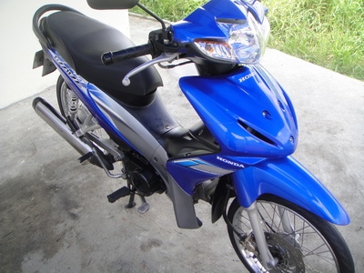 ขาย wave i110 ปี 52 2009 เดิมๆ สวยๆ เครื่องเดิม ล้อเดิม ชุดสีเดิม วิ่งน้อย 1xxxx