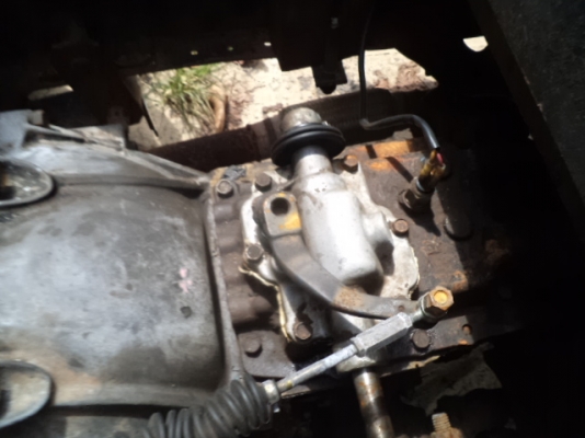 ขายไอ้หนุ่มทางหลวง 85 แรงม้า ดั้ม 4 ตัน ราคา 265000 บาททะเบียนขาด 1ปี