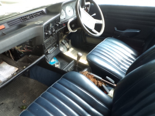 ขาย BMW 320i 2 door ทะเบียนขาดหลายปี เครื่องยนต์เดิม รถขับได้ปกติช่วงล่างดีไม่ผุ