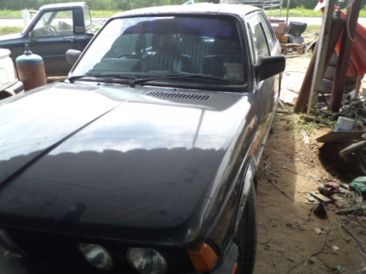 ขาย BMW 320i 2 door ทะเบียนขาดหลายปี เครื่องยนต์เดิม รถขับได้ปกติช่วงล่างดีไม่ผุ