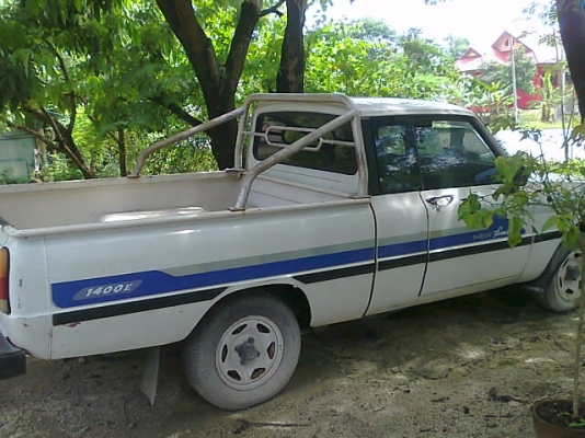 Mazda 1300 รถปี 35 รถสวย มีแอร์ มีทะเบียนครบ Mazda 1300 รถปี 35 รถสวย มีแอร์ มีทะเบียนครบ