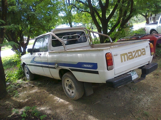 Mazda 1300 รถปี 35 รถสวย มีแอร์ มีทะเบียนครบ