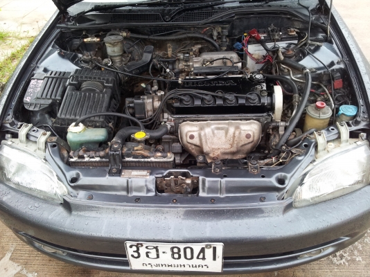 Honda Civic เตารีด 4 ประตู สีเทา Honda Civic เตารีด 4 ประตู สีเทา