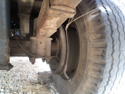 รถยก ISUZU NKR 88 HP ทะเบียน แจ้งจอด ม. 79 ราคา 265000