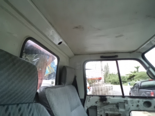 รถยก ISUZU NKR 88 HP ทะเบียน แจ้งจอด ม. 79 ราคา 265000