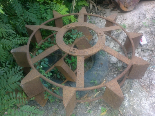 ขายล้อกันจมรถไถใหญ่ สภาพดีใช้น้อย