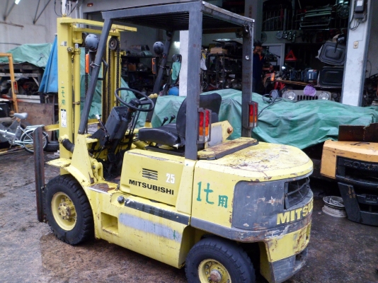 ขายรถยก mitsubishi fd25