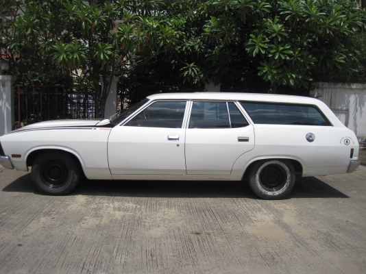 ขายรถ อเมริกัน  แวน