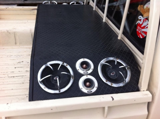 ขายดัทสันเครื่องบิ๊กเอ็มฝาแดงเพิ่งวางใหม่ เครื่องเสียงเป็นแสน