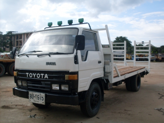 ขายรถบรรทุก6ล้อ TOYOTA