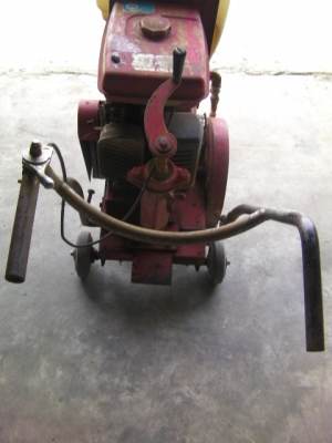 เครื่องตัดคอนกรีตเก่านอกแท้ขายตามสภาพพร้อมใช้งาน ไม่มีใบตัดขายไม่แพงราคา8,500บาทรุ่นEy18