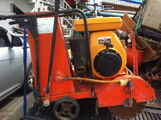 ตัวตัดถนนเก่าญี่ปุ่น สภาพดีมากครับ พร้อมใช้งาน