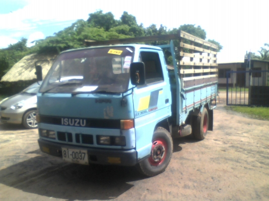 ขายอีซูซุn.k.r88แรงม้า