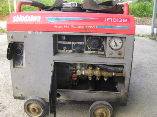 ปั่มฉีดน้ำแรงดันสู้แบบตู้เก็บเสียงยี่ห้อSHIMEWAเครื่องเเน่นปั่มแรงราคา8,500บาทเก่าญี่ปุ่น