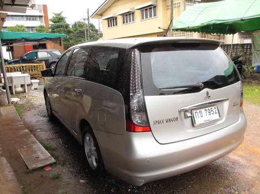 Mitsubishi Space Wagon 2.4 Mitsubishi Space Wagon 2.4