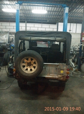 รถจิ๊ปมิตซู j54 4dr5 รถจิ๊ปมิตซู j54 4dr5