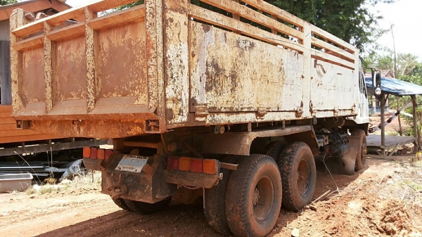 ขาย10ล้อ2เพลาดั๊ม "ไอ้หลงสายฟ้า" MITSU 527M-A1xxxx วางเครื่องไม่เดิม6D16(ลงเล่ม)เกาะโบ 220HP เครื่องดี นิ่ม แรง มีเยิ้มบ้าง เกียร์10สปีดสภาพดี ไม่หลุด  ช่วงล่างแน่นคัสซีสวยเดิมไม่มีบวม กริ๊ปๆ พ.พาวเวอร์ เบรคเล็ก กระบะดั๊มข้างเรียบหน้าพระลาน สภาพ