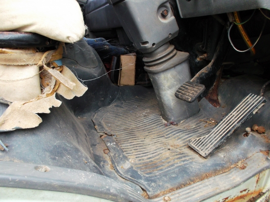 ขายด่วนรถ6ล้อHINOFBเครือง120แรงม้าWO4Dปี38