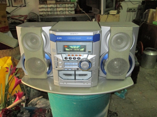 ขายเครื่องเสียงชาร์ป  สภาพใหม่   ตามสภาพ   ขาย1200บาท