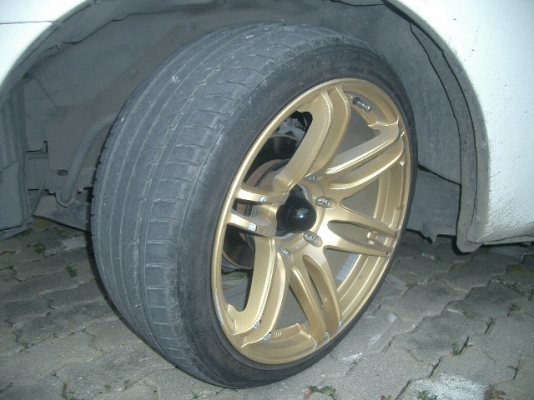 ขายล้อ by kiki ขอบ 18 หน้า9 หลัง10 พร้อมยาง