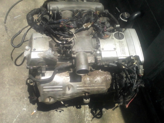 ขายเครื่อง1jฝาขาวไม่มีโบพร้อมเกียร์ออโต้มีเลขเครื่ิอง17000