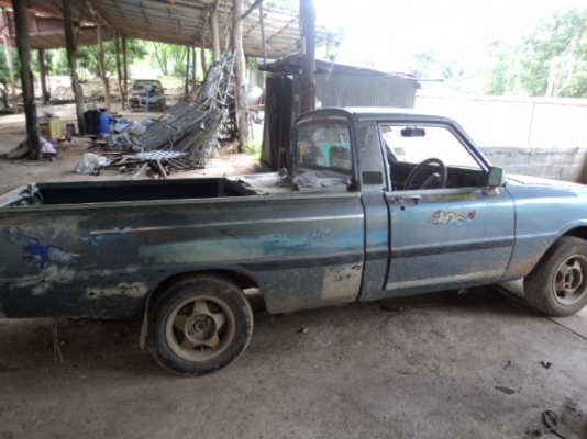 ขายมาดด้า  1000    ฟอร์ด รวม 2คัน