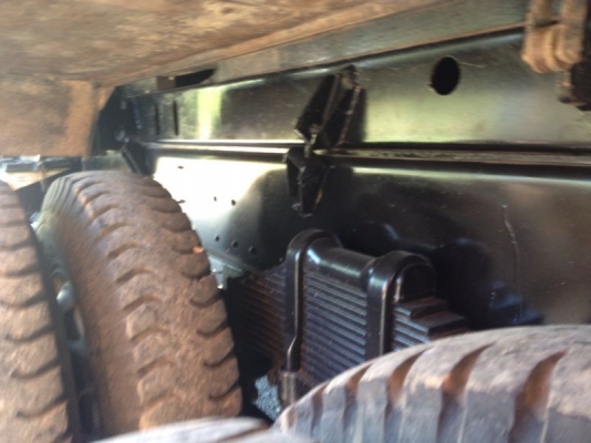 รถอีซูซุ 10 ล้อดั้ม FXZ 270 แรงม้า ปี 49  ( รถวิ่ง 11x,xxx กม. ) สนใจติดต่อ 081 - 6079515