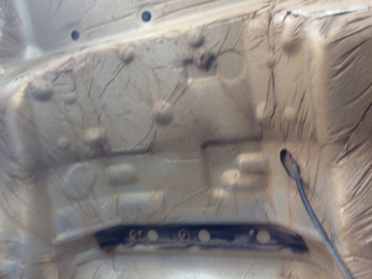 รถอีซูซุ 10 ล้อดั้ม FXZ 270 แรงม้า ปี 49  ( รถวิ่ง 11x,xxx กม. ) สนใจติดต่อ 081 - 6079515