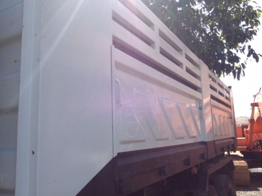 รถอีซูซุ 10 ล้อดั้ม FXZ 270 แรงม้า ปี 49  ( รถวิ่ง 11x,xxx กม. ) สนใจติดต่อ 081 - 6079515