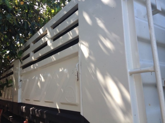 รถอีซูซุ 10 ล้อดั้ม FXZ 270 แรงม้า ปี 49  ( รถวิ่ง 11x,xxx กม. ) สนใจติดต่อ 081 - 6079515