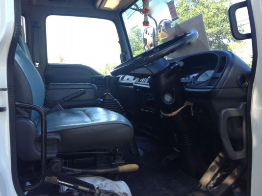 รถอีซูซุ 10 ล้อดั้ม FXZ 270 แรงม้า ปี 49  ( รถวิ่ง 11x,xxx กม. ) สนใจติดต่อ 081 - 6079515