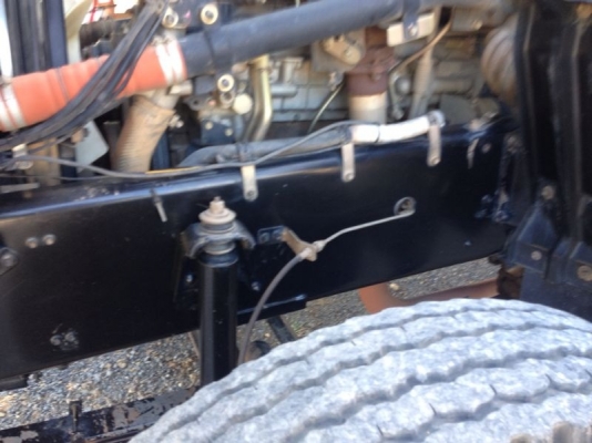 รถอีซูซุ 10 ล้อดั้ม FXZ 270 แรงม้า ปี 49  ( รถวิ่ง 11x,xxx กม. ) สนใจติดต่อ 081 - 6079515