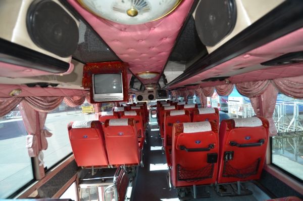 ขายรถบัส 6 ล้อแอร์ ขายรถบัส 6 ล้อแอร์