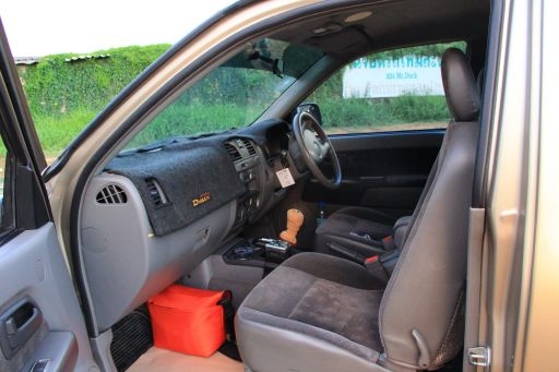 **ขายด่วน  D-max SLX 2.5 เดิมๆรถบ้านแท้ๆ ไม่มีปัญหาเลยครับ จะเอาตังไปดาวน์รถใหม่ ผู้หญิงใช้ ไม่เคยบรรทุก