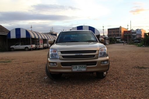 **ขายด่วน D-max SLX 2.5 เดิมๆรถบ้านแท้ๆ ไม่มีปัญหาเลยครับ จะเอาตังไปดาวน์รถใหม่ ผู้หญิงใช้ ไม่เคยบรรทุก