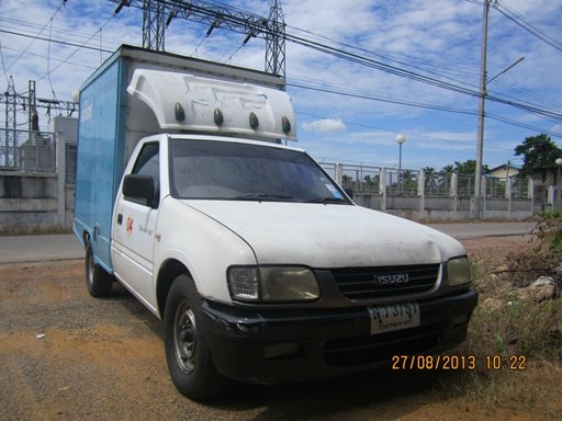 กระบะอีซูซุพร้อมตู้แห้ง ดาร์ก้อนอาย ปี2000 เครื่อง2500เทอร์โบ