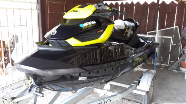 ขายด่วน jetski seadoo. rxt260x. as rs