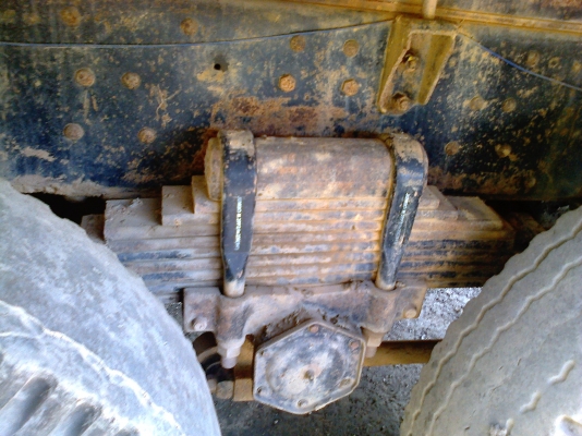 10ล้อดั้มUD CWM430M สภาพเดิมๆทั้งคัน แค่สีไม่สวย...