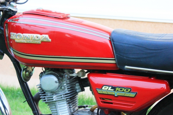 //////// Honda GL100 แต่งทรงเดิมอะไหล่แท้ ภาษีเต็มพร้อมโอน ///////