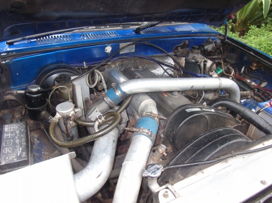 HILUX MIGHTY - X CAP